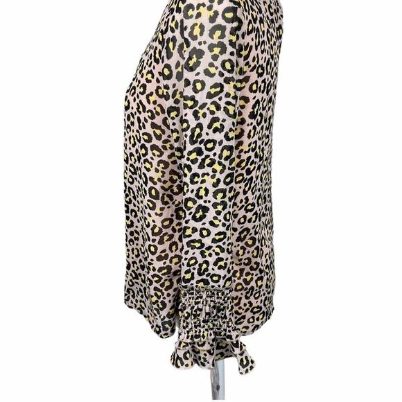 Nanette Lepore Blouse Size S Pink Leopard Print Keyhole Back Ruffle Cuffs NEW - Picture 3 of 8